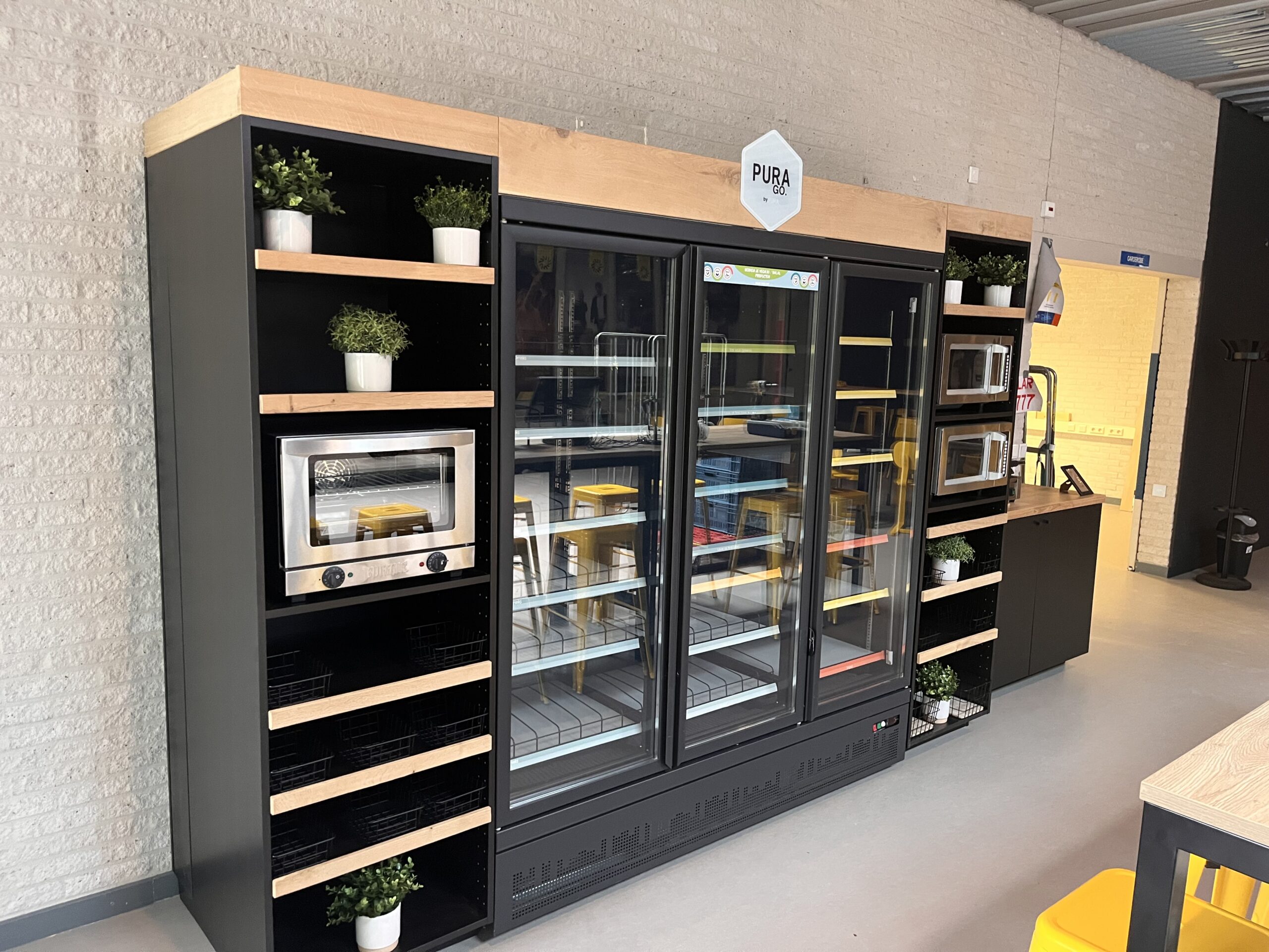 KEMA PURA GO Mini Market